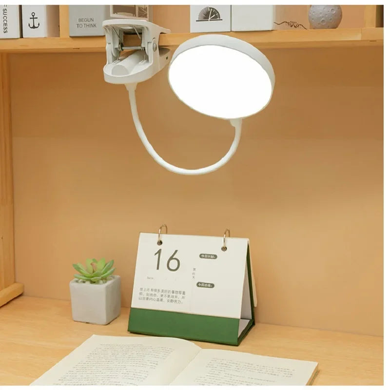 Platwo™ Clipped Table Lamp